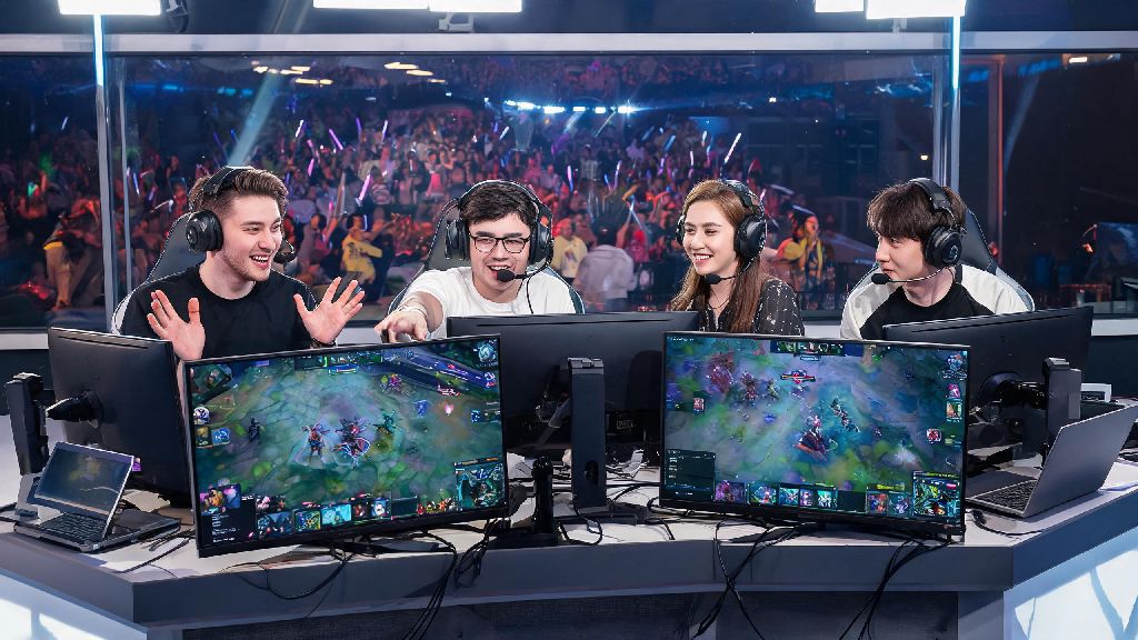 How Much Do Dota 2 Casters Make? A Complete Earnings Guide for Fans